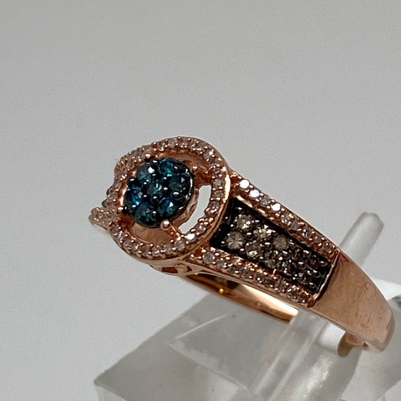 10K Rose Gold Pave Set Blue Champagne and White Diamond Cluster Ring 0.35ct New - Picture 2 of 13